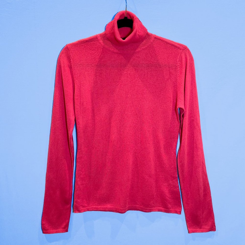 Club Monaco Pink Silk and Cashmere Turtleneck Sweater